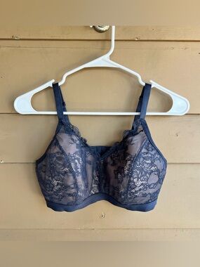 Torrid Curve Lace Wireless Soft Cup Bra Size 0